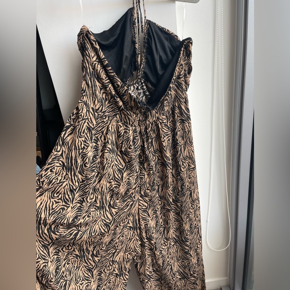 Animal print backless jumpsuit - Picture 5 of 7